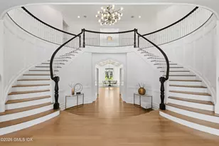 7 Loch Ln, Greenwich, CT 06830 - Photo 3
