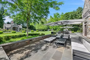 7 Loch Ln, Greenwich, CT 06830 - Photo 33