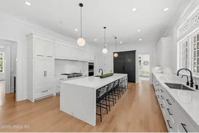 7 Loch Lane, Greenwich, CT 06830 - Photo 11