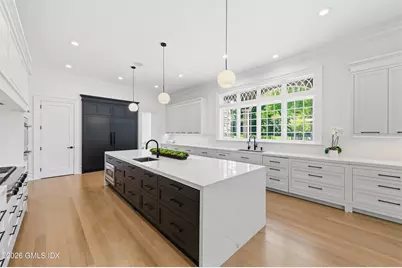 7 Loch Lane, Greenwich, CT 06830 - Photo 9