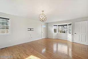 17 Circle Dr, Greenwich, CT 06830 - Photo 11