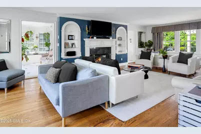 40 Willowmere Circle, Greenwich, CT 06878 - Photo 5