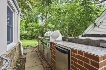 6 Halsey Drive, Old Greenwich, CT 06870 - Photo 23