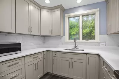 6 Halsey Drive, Old Greenwich, CT 06870 - Photo 7