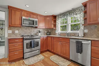 7 Fletcher Avenue, Greenwich, CT 06831 - Photo 7