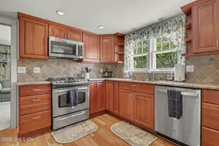 7 Fletcher Ave, Greenwich, CT 06831 - Photo 7