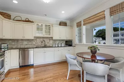 32 Reynolds Place #A, Greenwich, CT 06831 - Photo 9