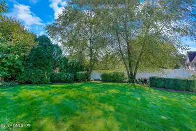 32 Reynolds Place #A, Greenwich, CT 06831 - Photo 17