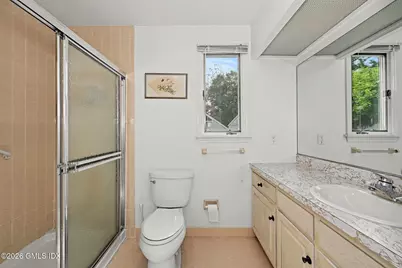502 W Lyon Farm Drive #502, Greenwich, CT 06831 - Photo 13
