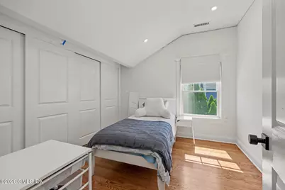5 Grant Avenue, Old Greenwich, CT 06870 - Photo 29