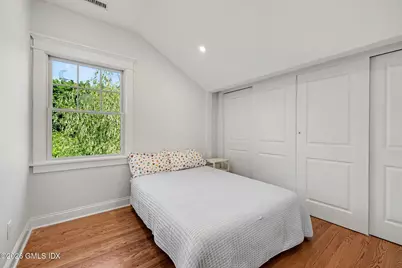 5 Grant Avenue, Old Greenwich, CT 06870 - Photo 23