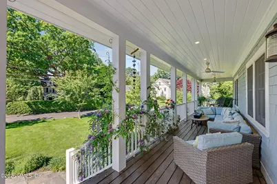 5 Grant Avenue, Old Greenwich, CT 06870 - Photo 5
