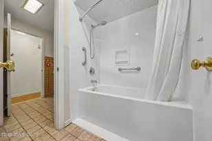 11 Stuart Dr, Old Greenwich, CT 06870 - Photo 13