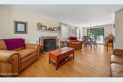 11 Stuart Drive, Old Greenwich, CT 06870 - Photo 5