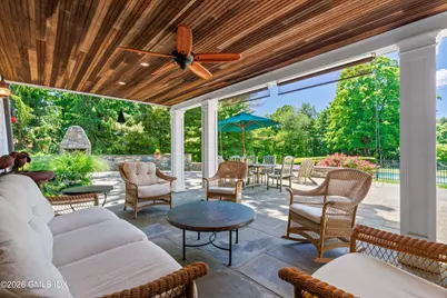 456 Round Hill Road, Greenwich, CT 06831 - Photo 3