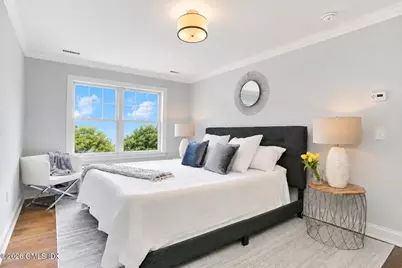 8 View Street #7, Greenwich, CT 06830 - Photo 11
