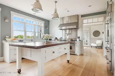 27 Cognewaugh Road, Greenwich, CT 06807 - Photo 5