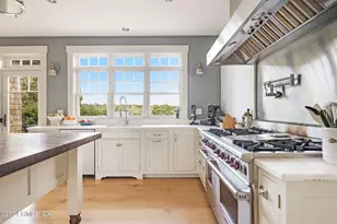 27 Cognewaugh Rd, Greenwich, CT 06807 - Photo 7