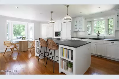 9 Paddock Drive, Greenwich, CT 06831 - Photo 9