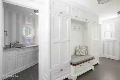 9 Paddock Drive, Greenwich, CT 06831 - Photo 13