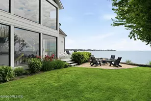 64 Wallacks Dr, Stamford, CT 06902 - Photo 25