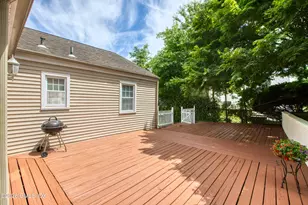 86 Sound Beach Ave Ext, Greenwich, CT 06830 - Photo 15