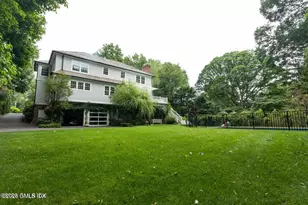 42 Breezemont Ave, Greenwich, CT 06878 - Photo 3