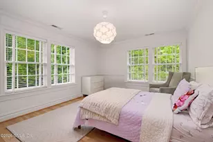 42 Breezemont Ave, Greenwich, CT 06878 - Photo 17