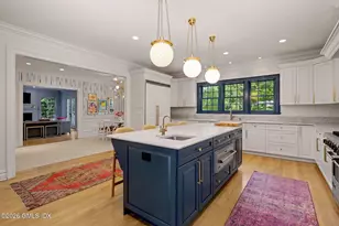 42 Breezemont Ave, Greenwich, CT 06878 - Photo 5