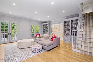 42 Breezemont Ave, Greenwich, CT 06878 - Photo 11