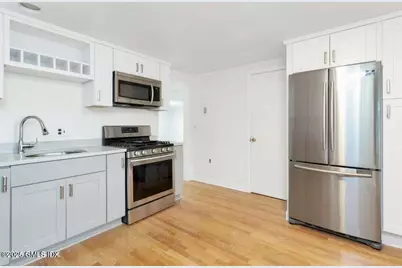 3 Old Field Point Road #4, Greenwich, CT 06830 - Photo 3
