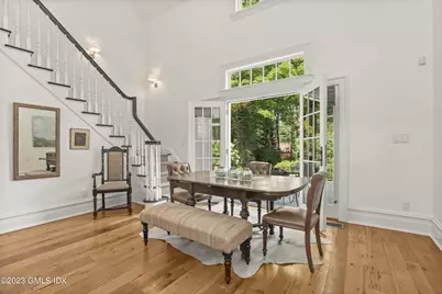 27 Locust Road, Greenwich, CT 06831 - Photo 9