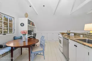 27 Locust Rd, Greenwich, CT 06831 - Photo 33