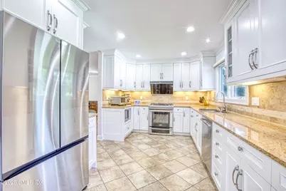 25 Weston Hill Road, Greenwich, CT 06878 - Photo 7