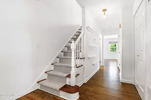 14 Greenwich Hills Dr, Greenwich, CT 06831 - Photo 3