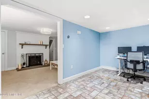 138 N Water St, Greenwich, CT 06830 - Photo 27