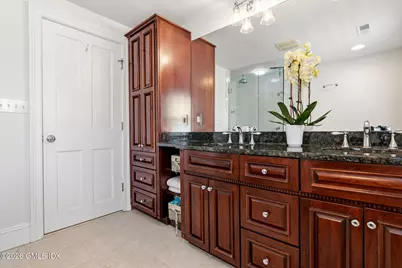 138 N Water Street, Greenwich, CT 06830 - Photo 17