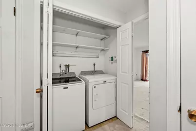 21 Highland Road #21, Stamford, CT 06902 - Photo 15