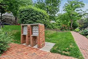 21 Highland Rd, Stamford, CT 06902 - Photo 17
