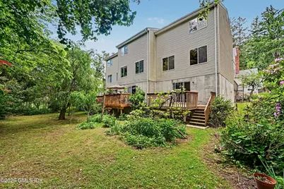 83 Columbus Place #APT A, Stamford, CT 06907 - Photo 13