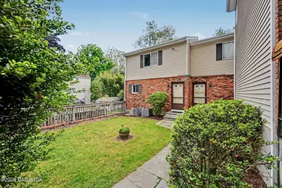 83 Columbus Place #APT A, Stamford, CT 06907 - Photo 15