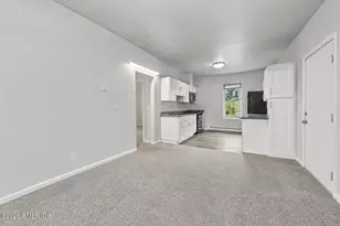 177 Davis Ave, Greenwich, CT 06830 - Photo 3