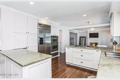 24 Juniper Lane, Greenwich, CT 06878 - Photo 13