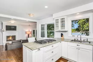 24 Juniper Ln, Greenwich, CT 06878 - Photo 15