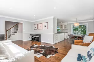 24 Juniper Ln, Greenwich, CT 06878 - Photo 5