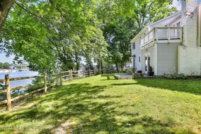 24 Juniper Lane, Greenwich, CT 06878 - Photo 3