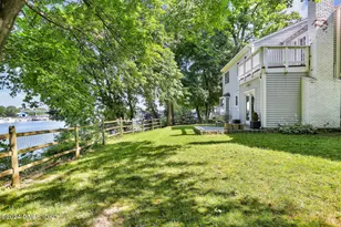 24 Juniper Ln, Greenwich, CT 06878 - Photo 3