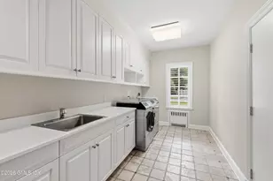 21 Pecksland Rd, Greenwich, CT 06831 - Photo 11