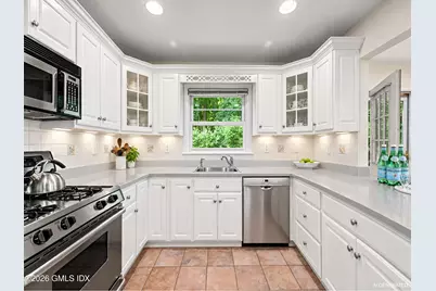 8 Ernel Drive, Greenwich, CT 06878 - Photo 15