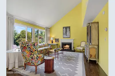 507 W Lyon Farm Drive #507, Greenwich, CT 06831 - Photo 5